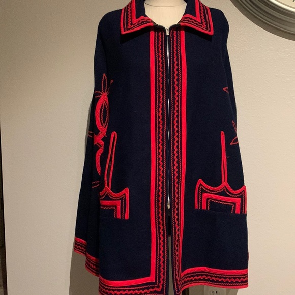 Vintage Wool Cape - Picture 4 of 5